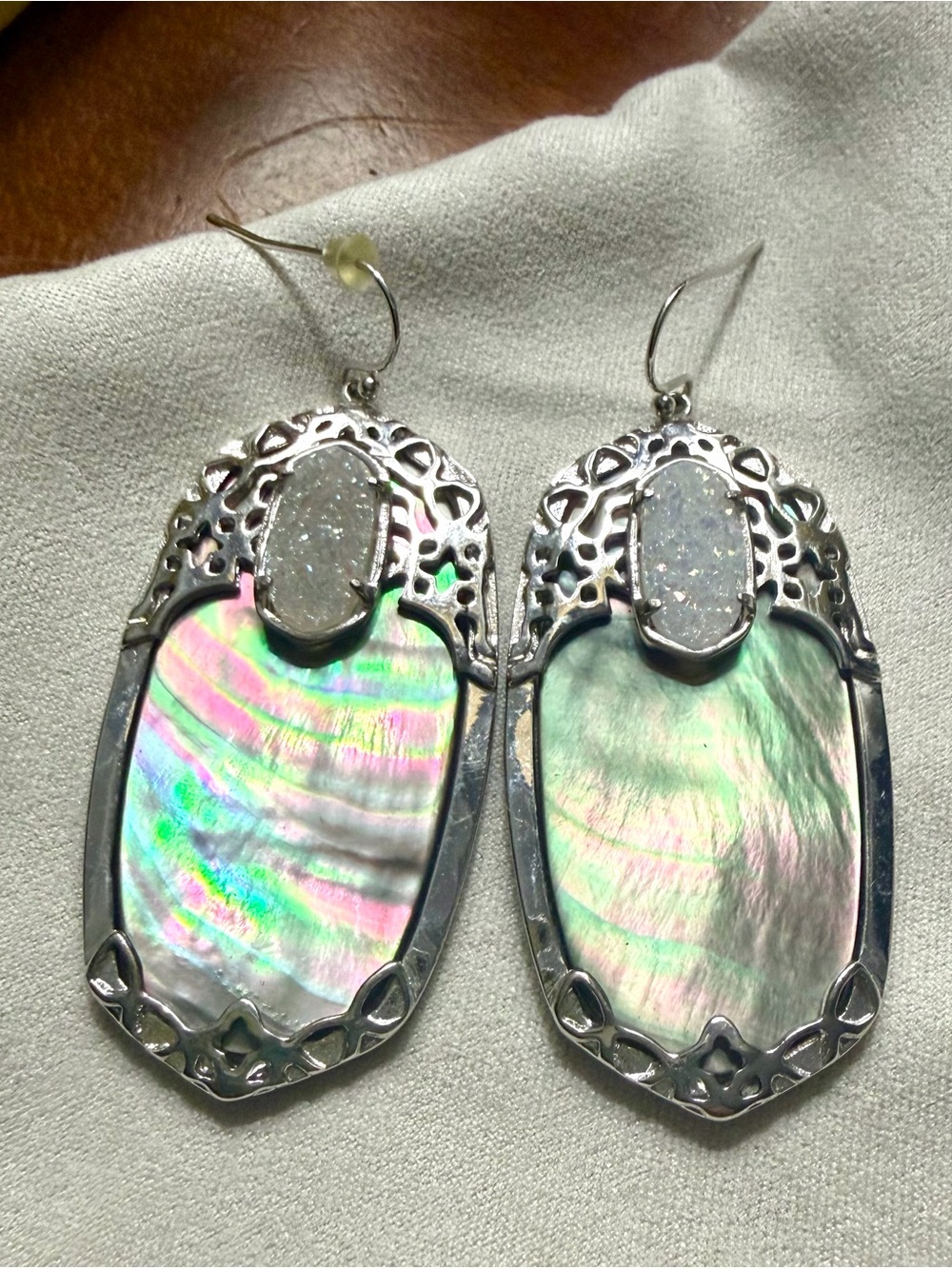 Kendra Scott RETIRED HTF Mother of Pearl and Druzy silver Earrings